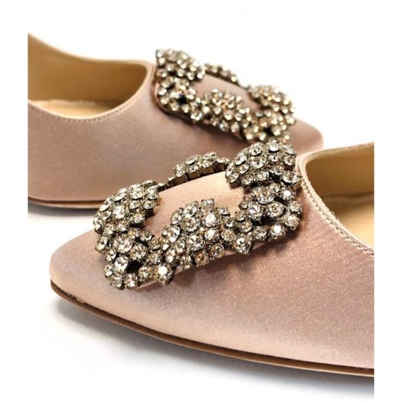 MANOLO Blahnik Champagne Hangisi 70mm Crystal Embellished Pumps - Picture 3 of 11